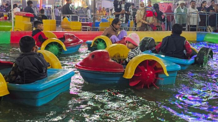 Crowds Gathered At Sharad Mahotsav